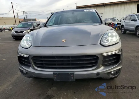 2016 Porsche Cayenne z USA, uszkodzony, nr VIN WP1AA2A27GLA10299